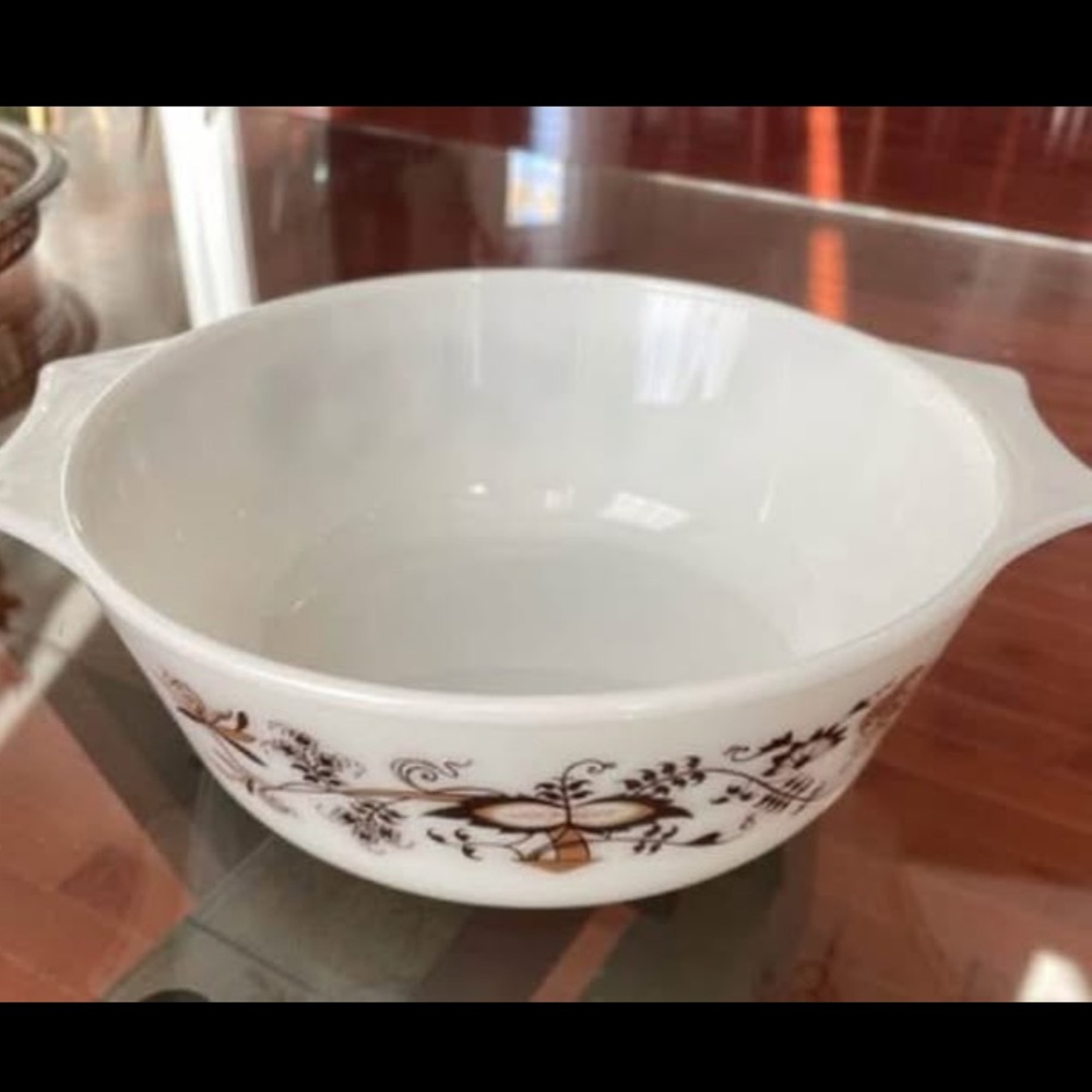 Vintage Pyrex England JAJ Brown Vine Casserole Dish